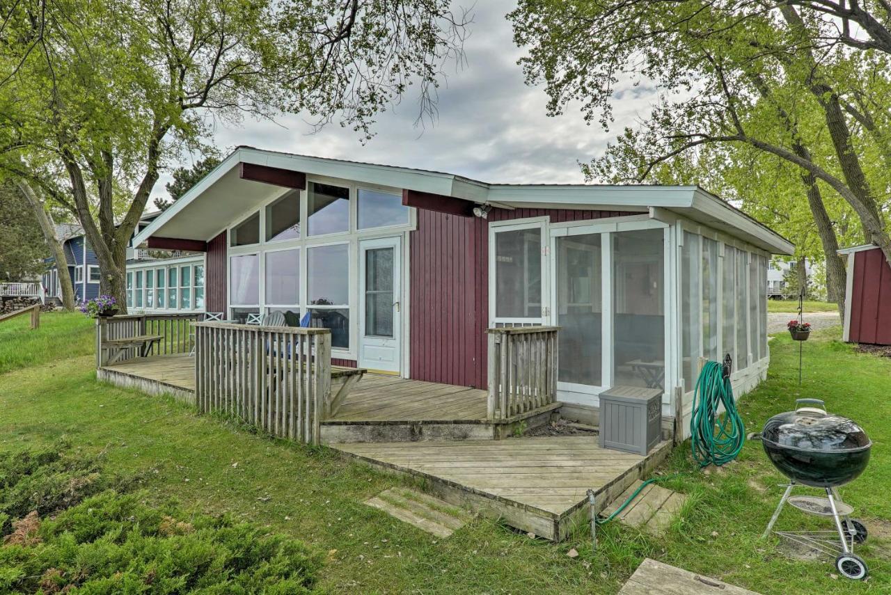 Lakefront Cottage Near Wineries And State Parks! Mears Bagian luar foto