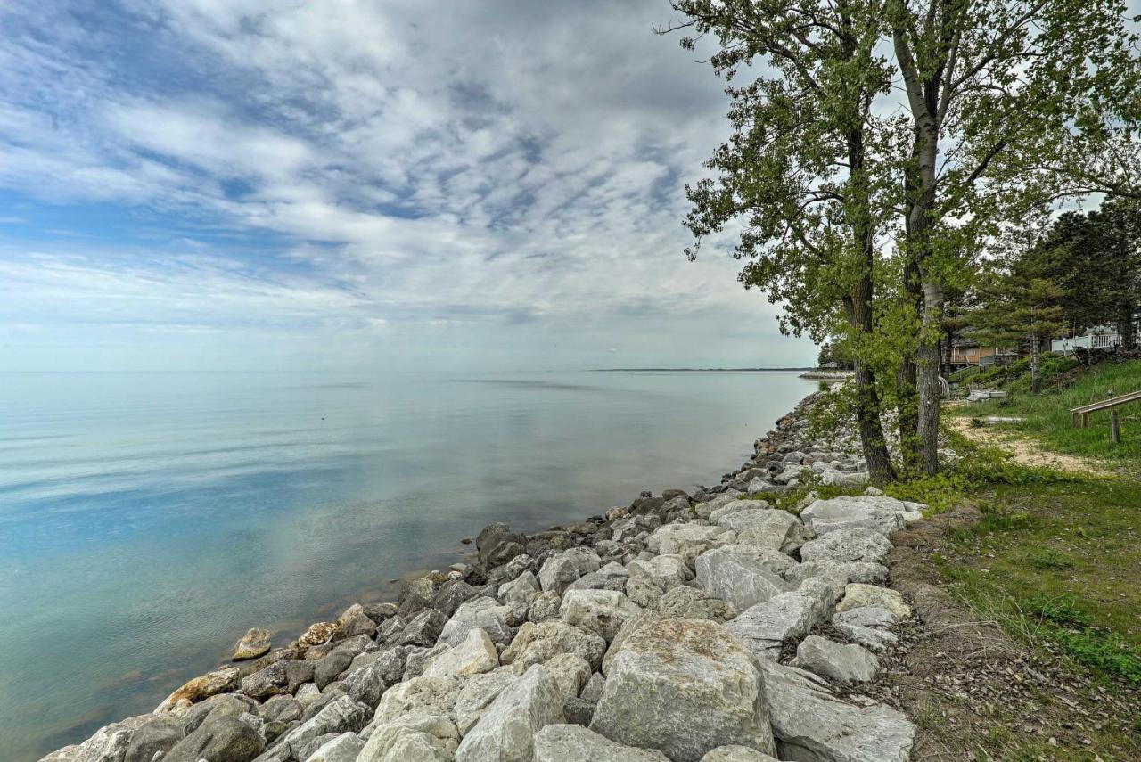 Lakefront Cottage Near Wineries And State Parks! Mears Bagian luar foto